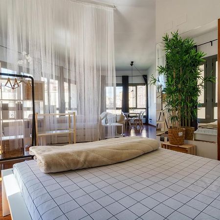 Espectacular Loft En Centrico Edificio Singular Apartment Manresa Exterior photo